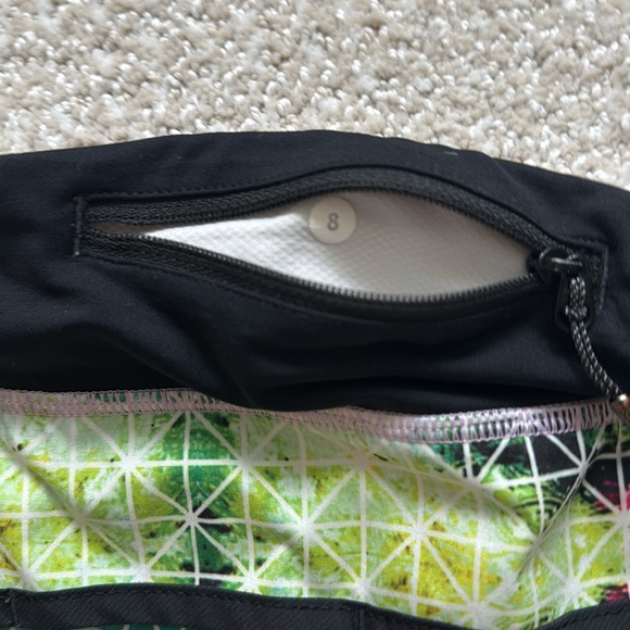 Rare Lululemon Grid Paradise Speed Shorts 8 - Picture 2 of 3